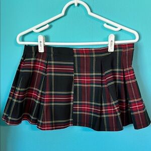 Plaid Mini Skirt - Red and Black M